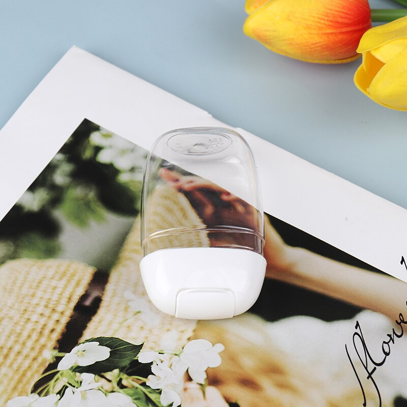 LAHVIČKA NA DEZINFEKČNÍ GEL NA RUCE SE SILIKONOVÝM POUZDREM 