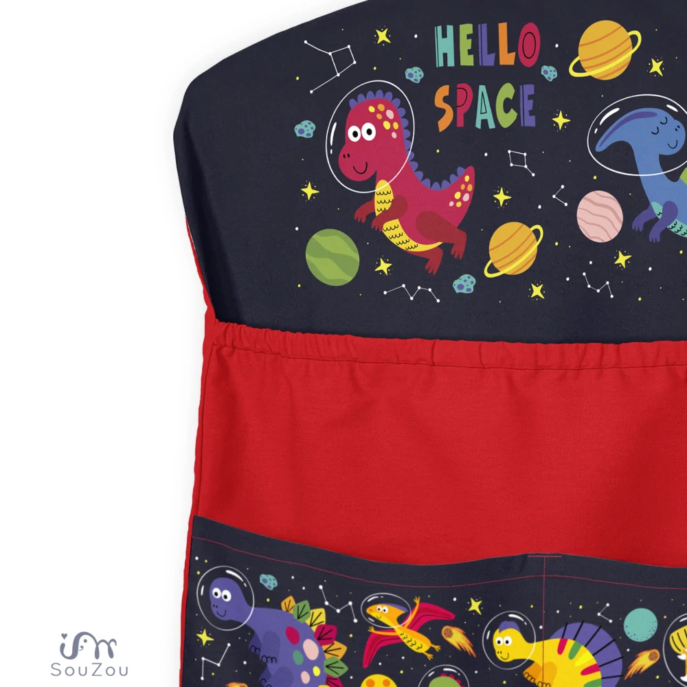 AUTORSKÝ KAPSÁŘ na ramínko do školky DINO SPACE